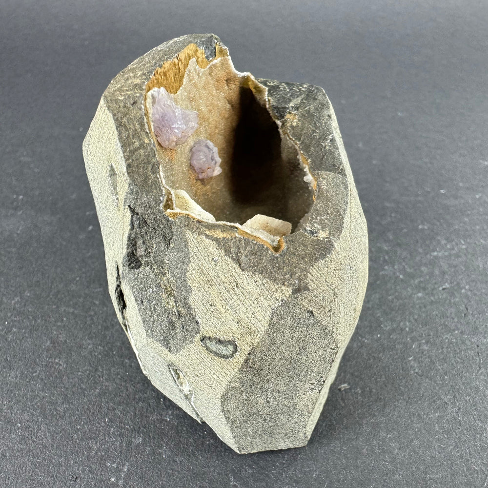 Amethyst with Baryte