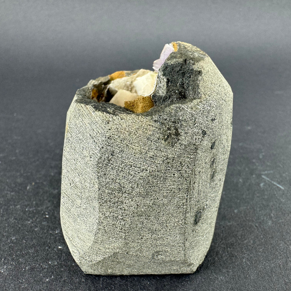 Amethyst with Baryte