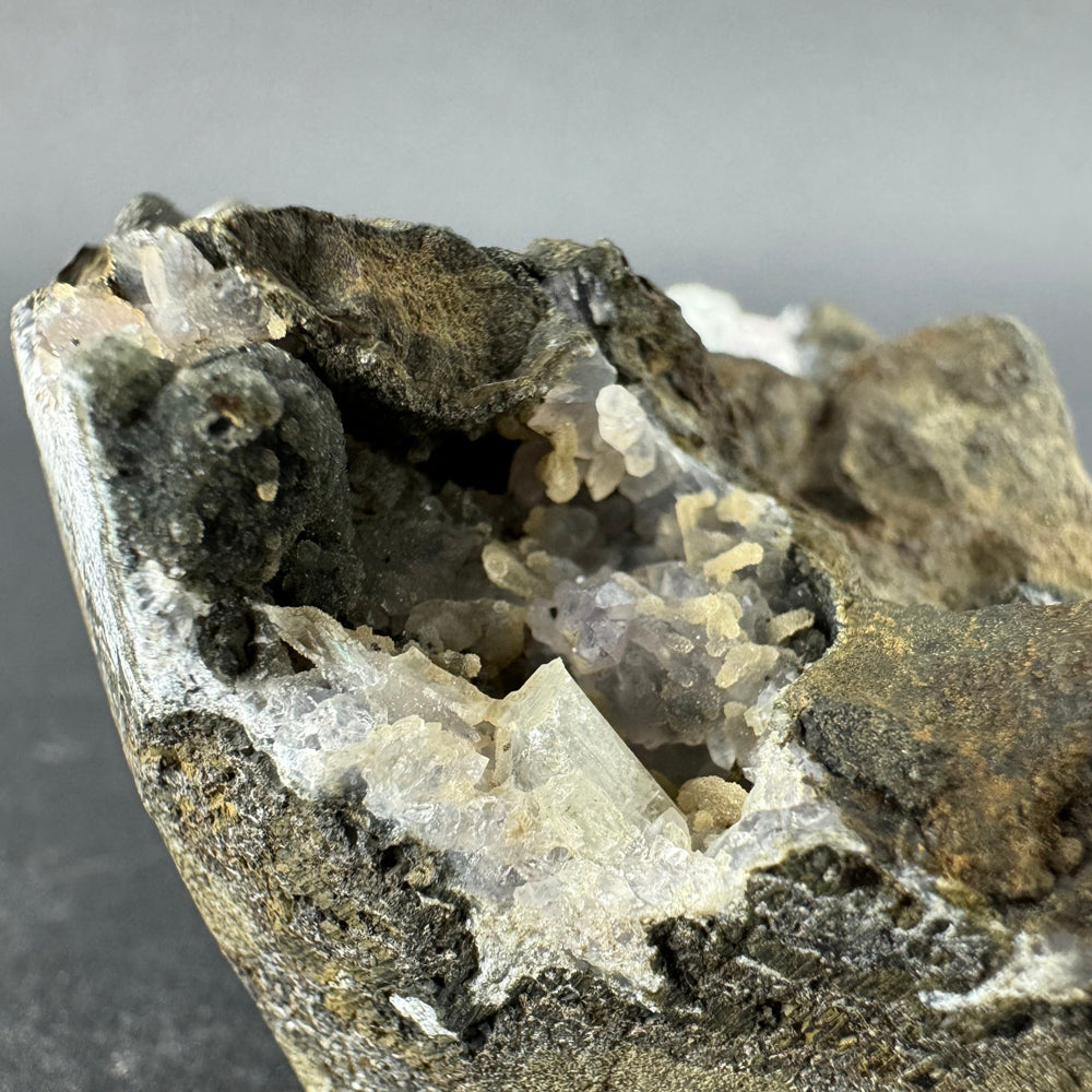 Amethyst with Baryte