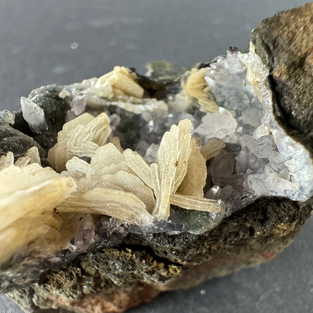 Amethyst with Baryte