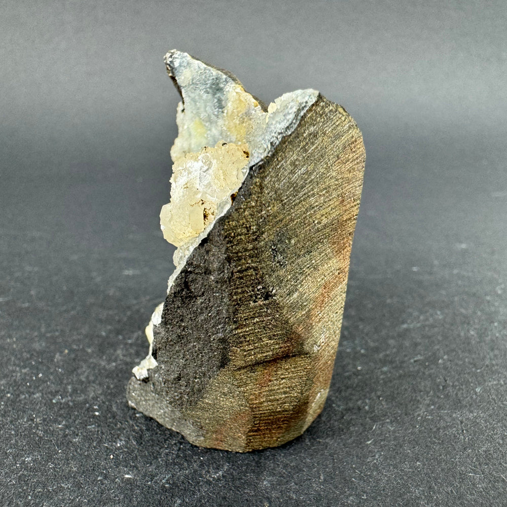 Chalcedony with Calcite