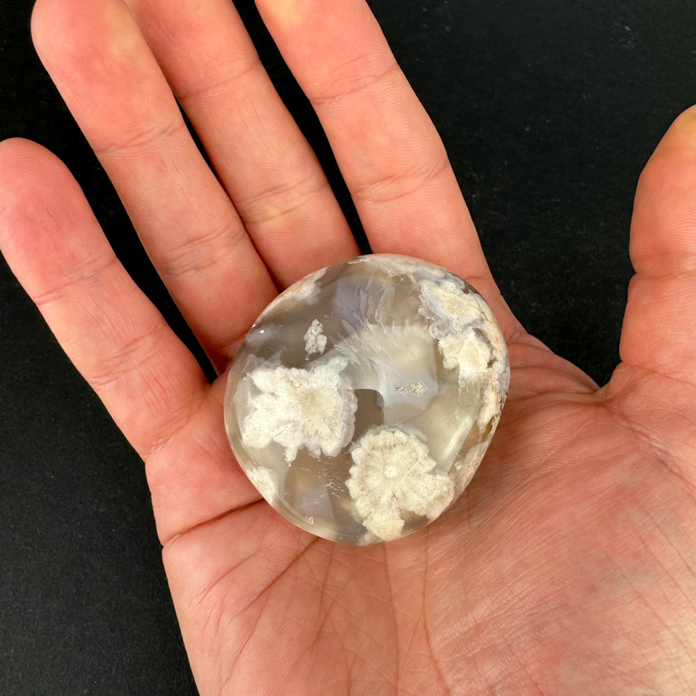 Flower Agate palm stone