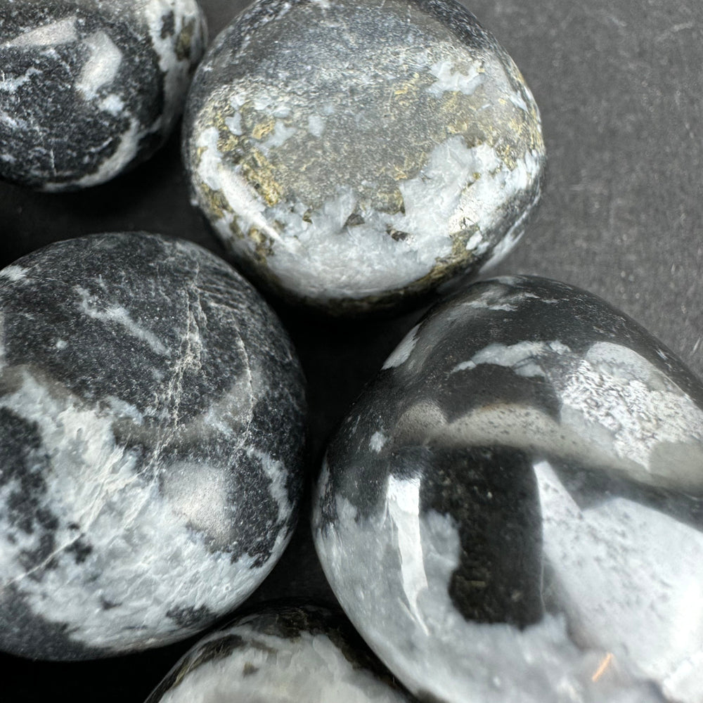 Zebra Onyx tumbled stone