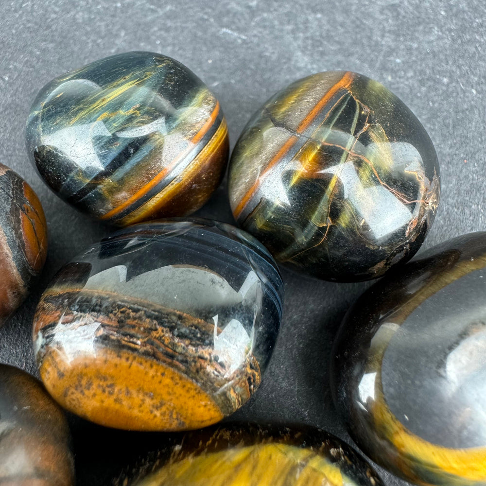 Falcon's Eye tumbled stone