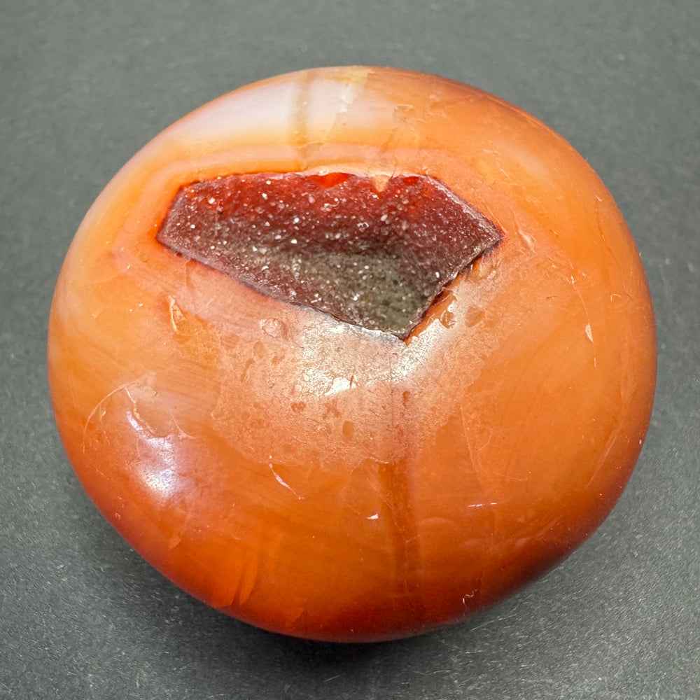 Carnelian palm stone