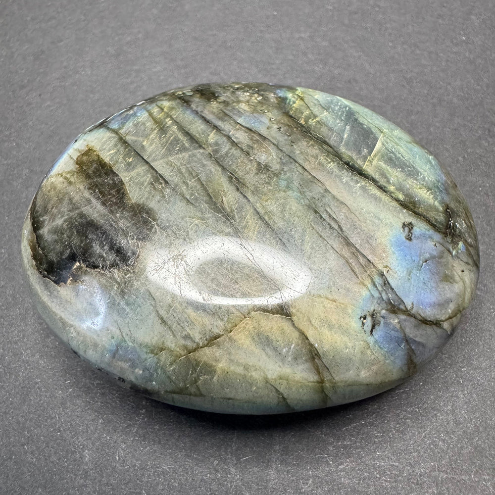 Labradorite palm stone