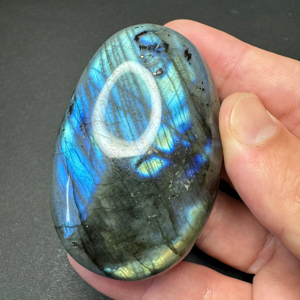 Labradorite palm stone
