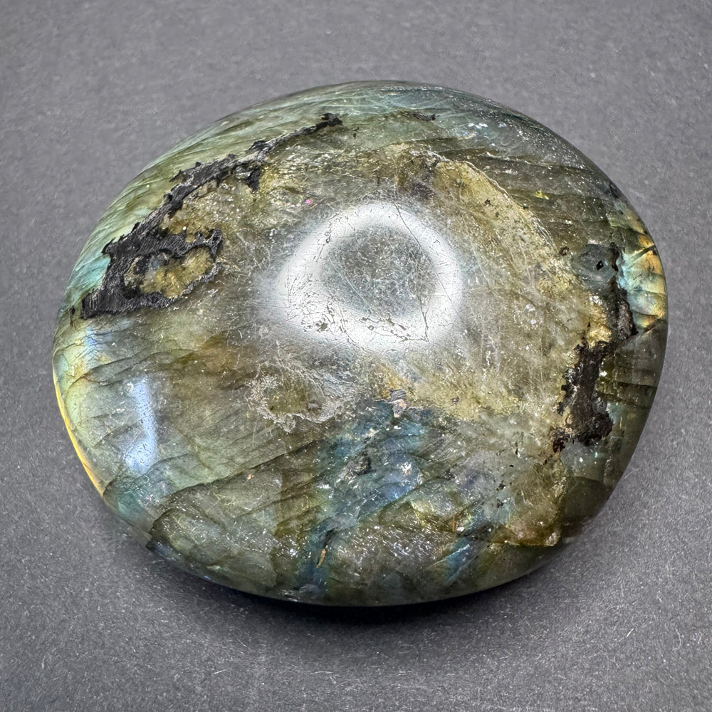 Labradorite palm stone