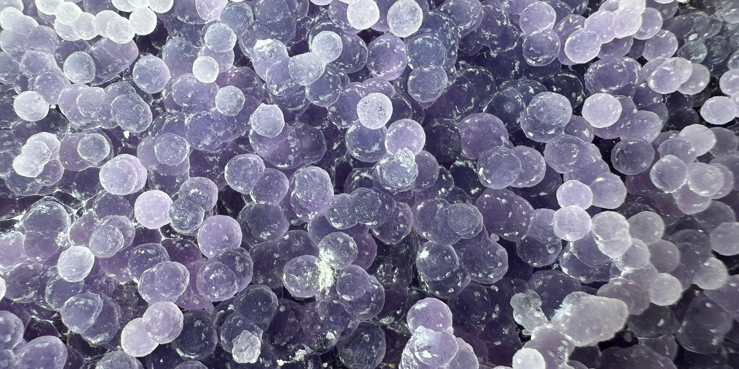 8 Fascinating Facts About Grape Agate