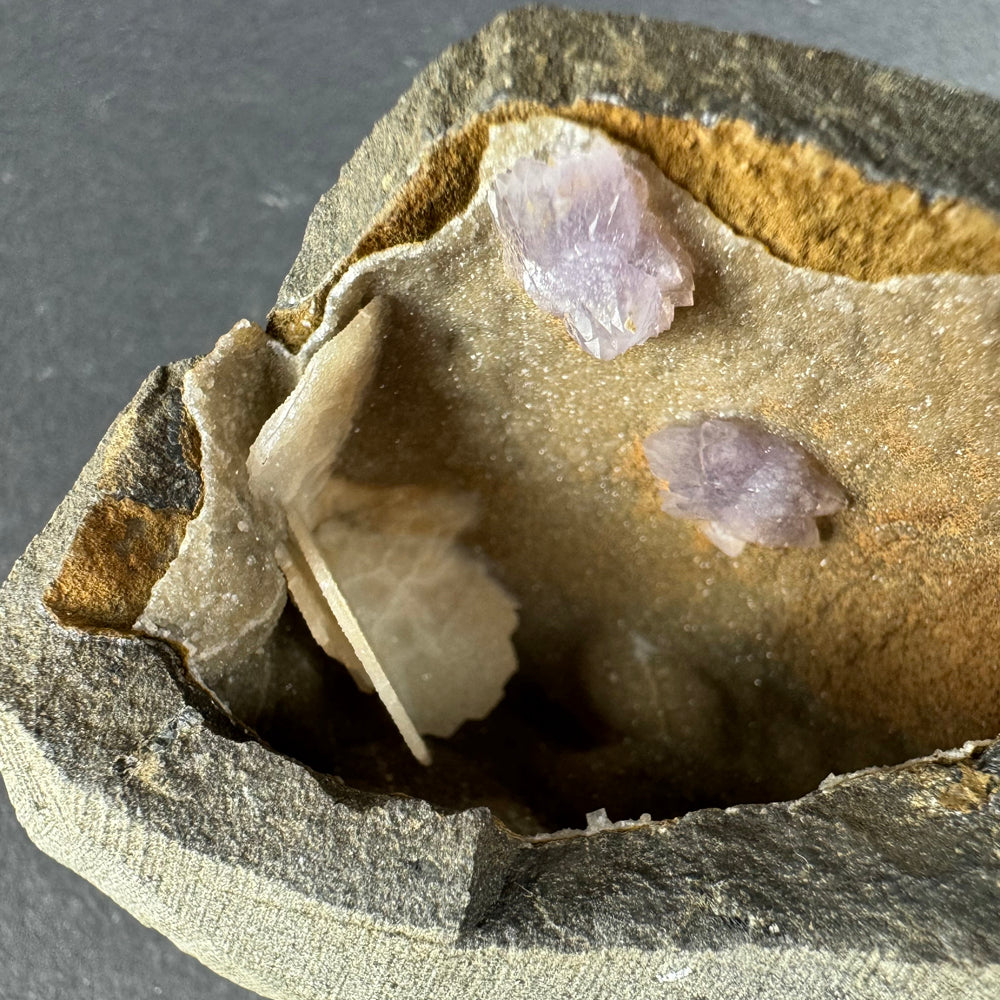 Amethyst with Baryte