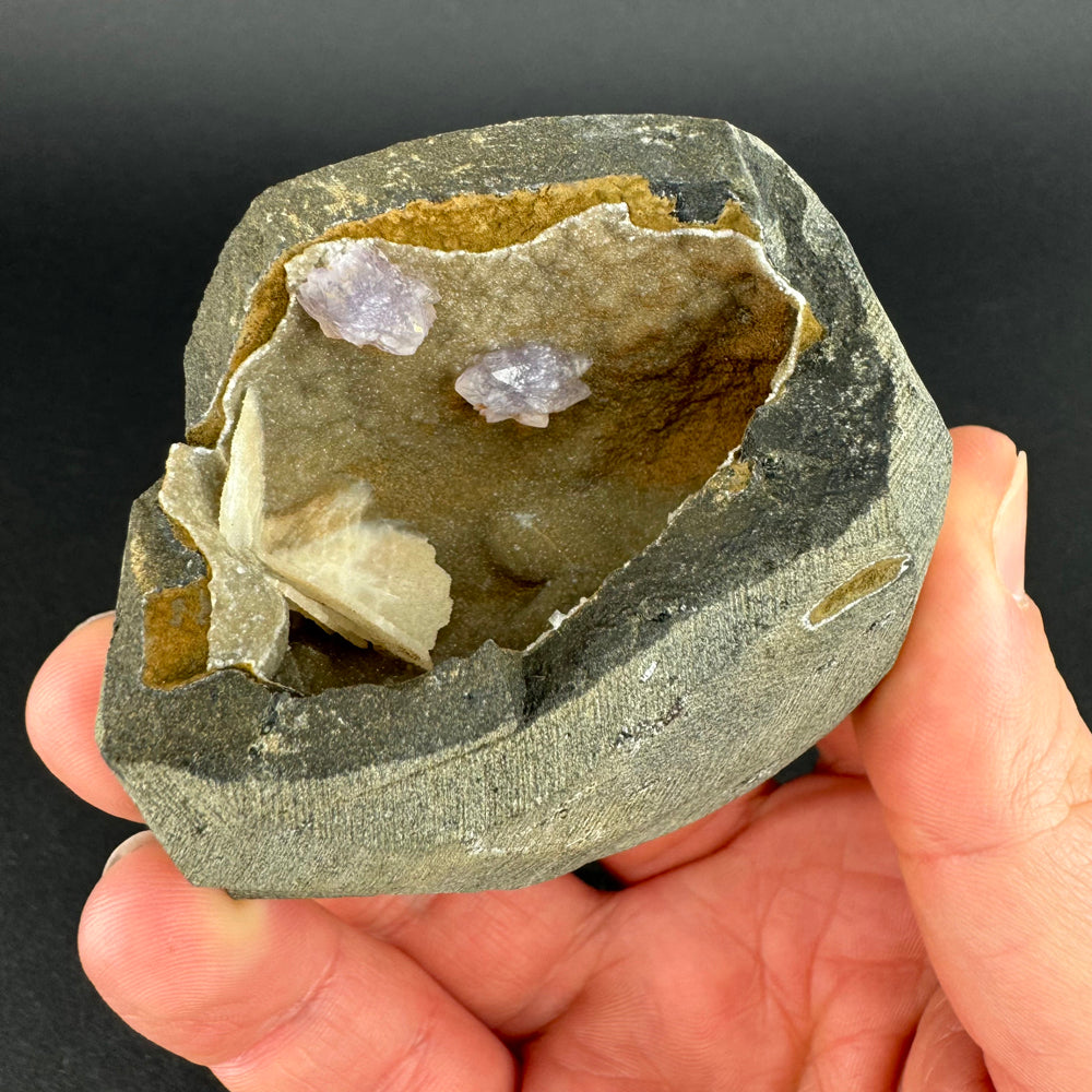 Amethyst with Baryte