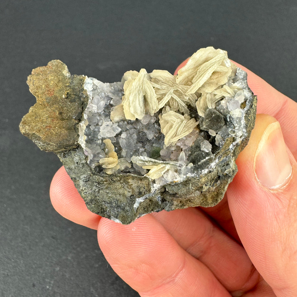 Amethyst with Baryte