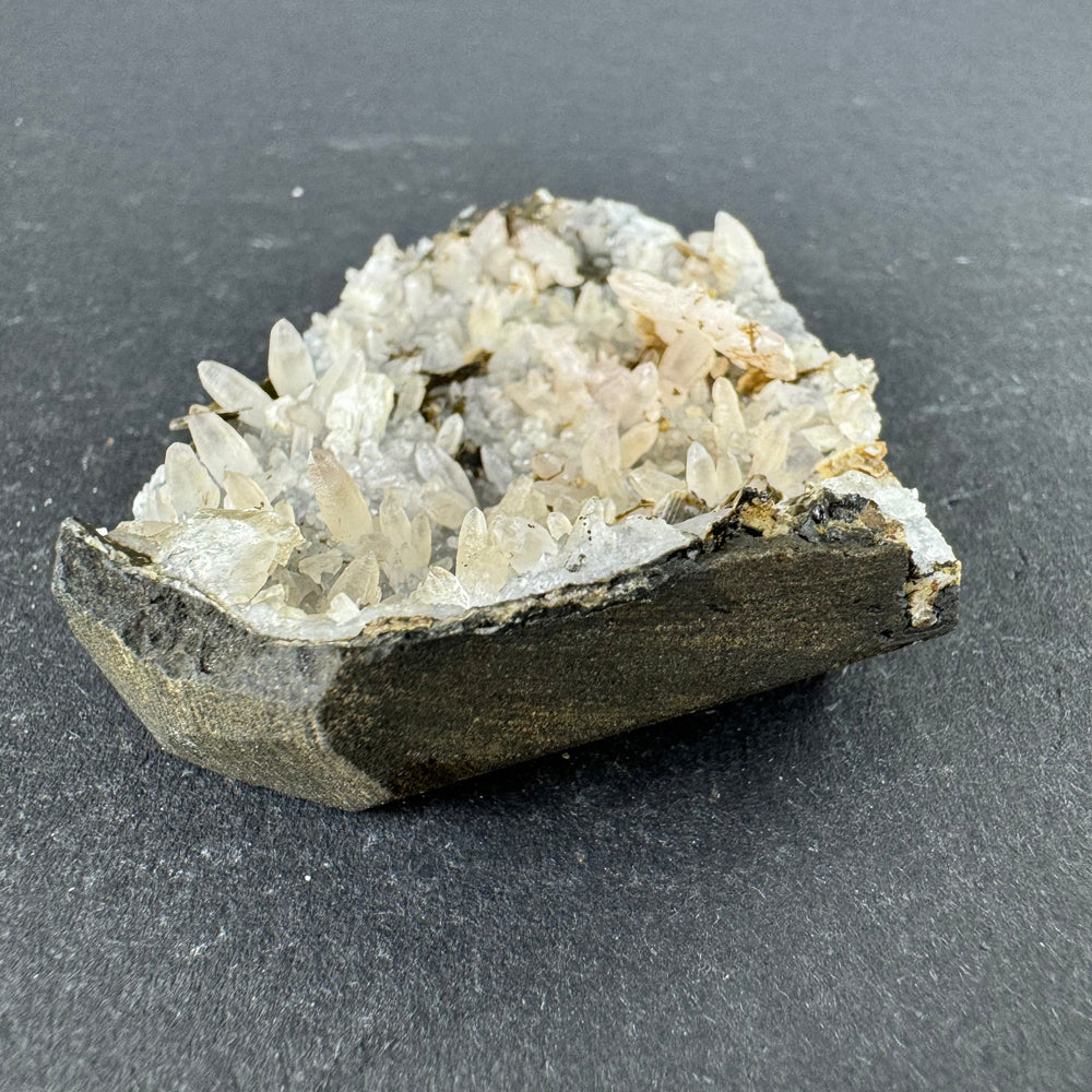 Chalcedony with Calcite and Baryte