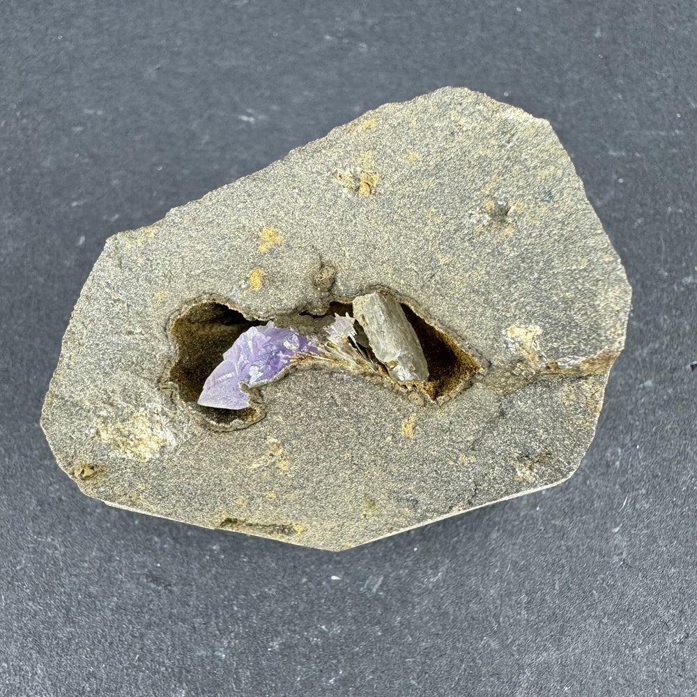 Amethyst with Baryte
