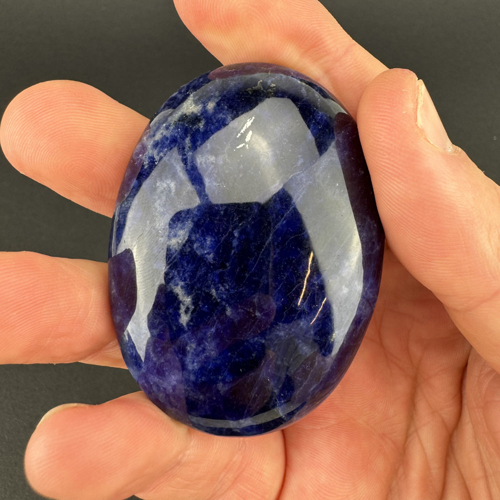 Sodalite palm stone