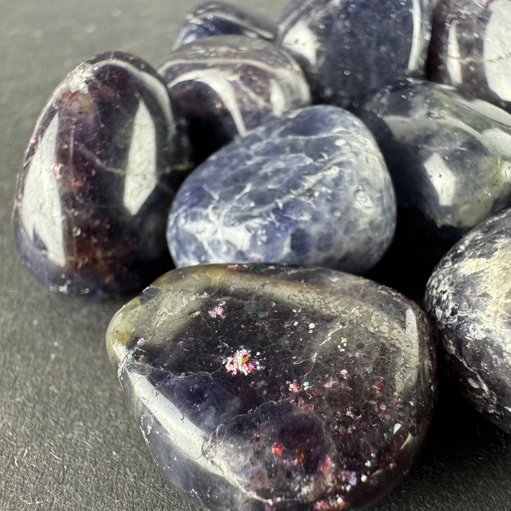 Iolite tumbled stone