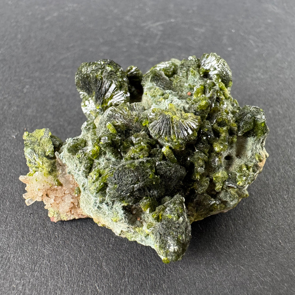 Epidote in Quartz