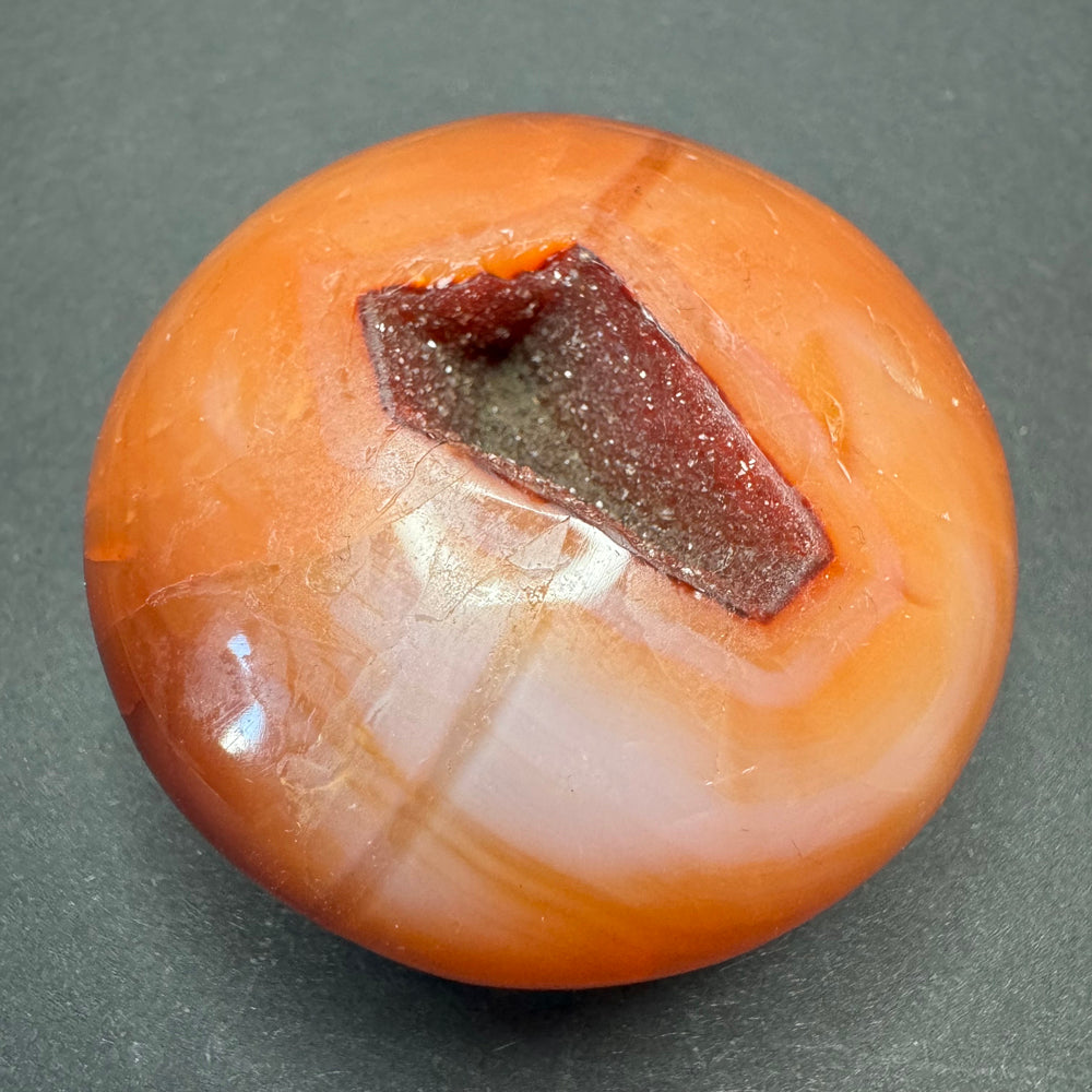 Carnelian palm stone