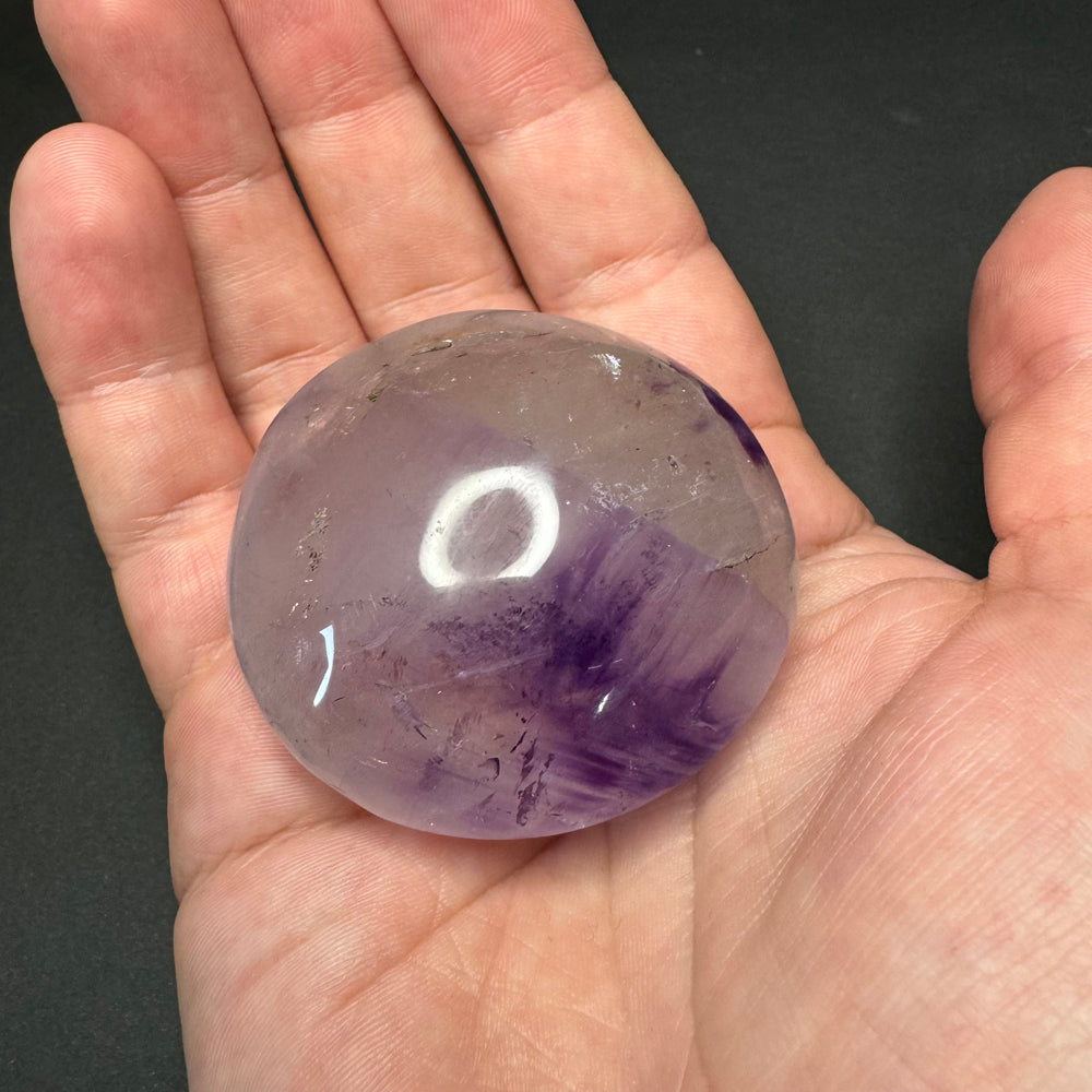 Amethyst palm stone