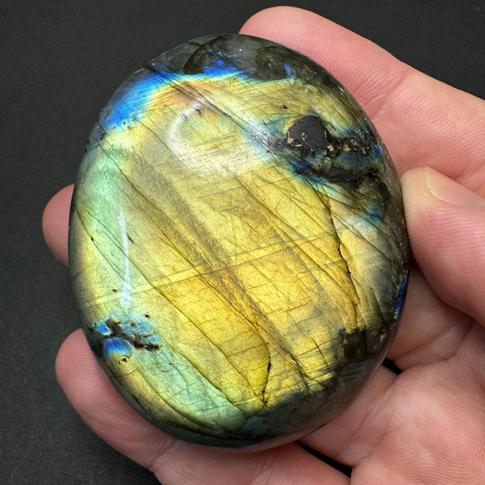 Labradorite palm stone