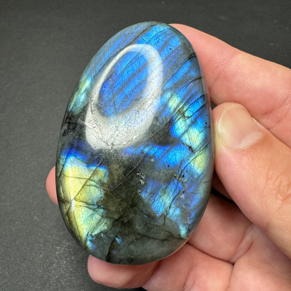 Labradorite palm stone
