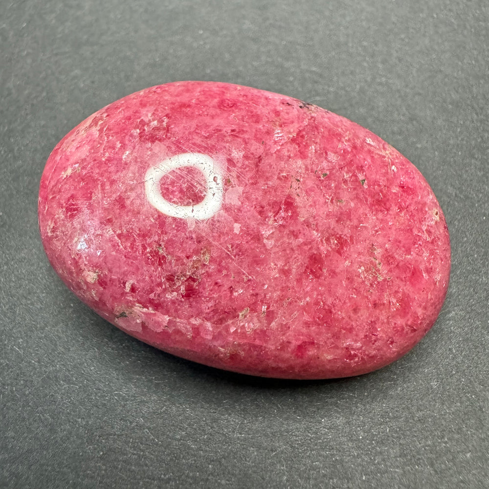 Rhodonite palm stone