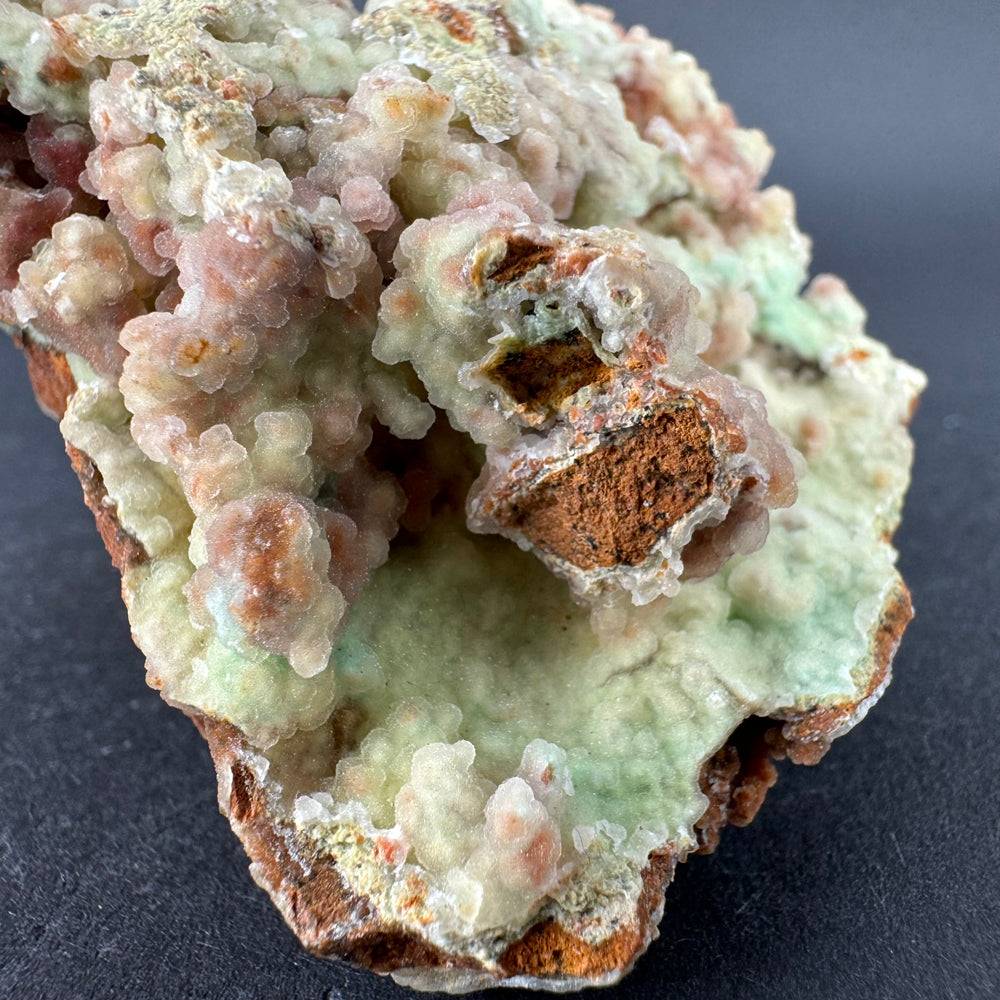 Garnierite and Quartz